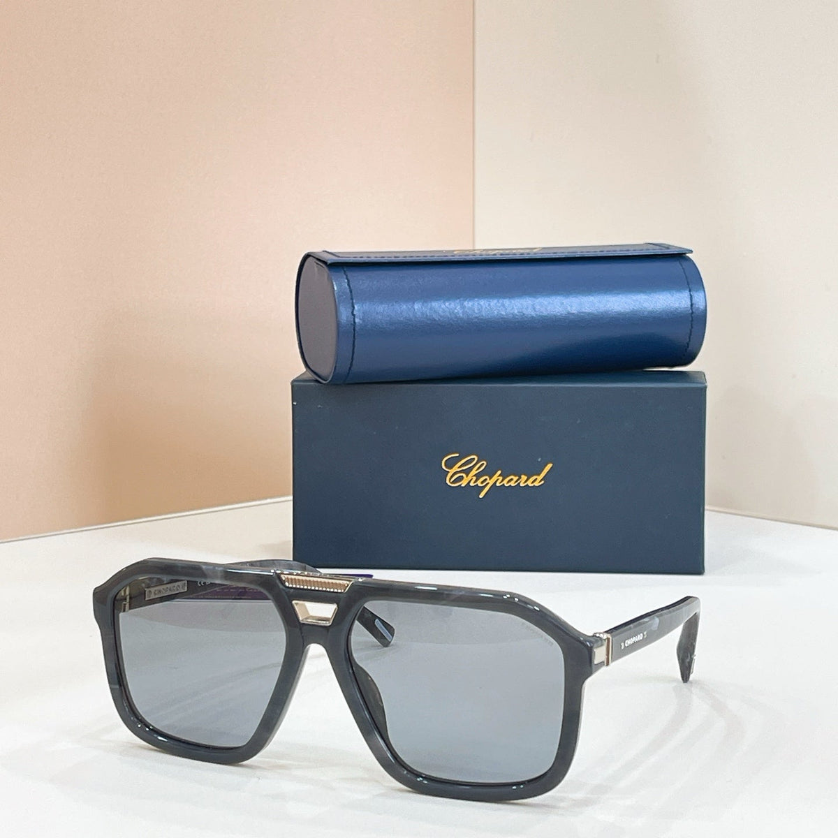 Chopard SCHM374 Eyeglass Frames