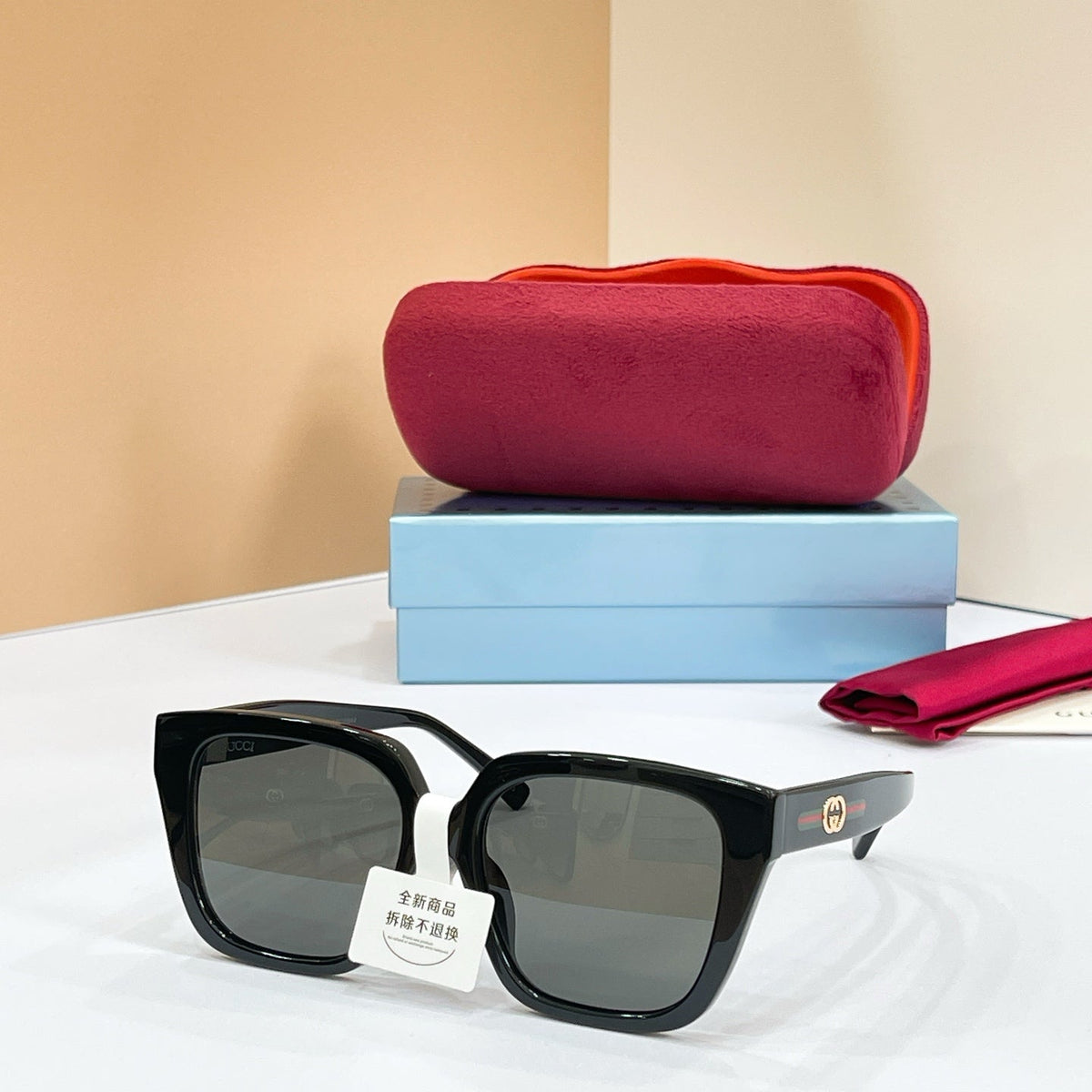 Gucci GG2102S Sunglasses