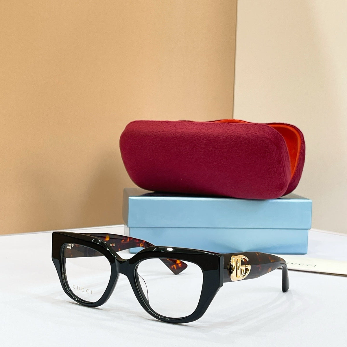 Gucci GG1847O Eyeglass Frames