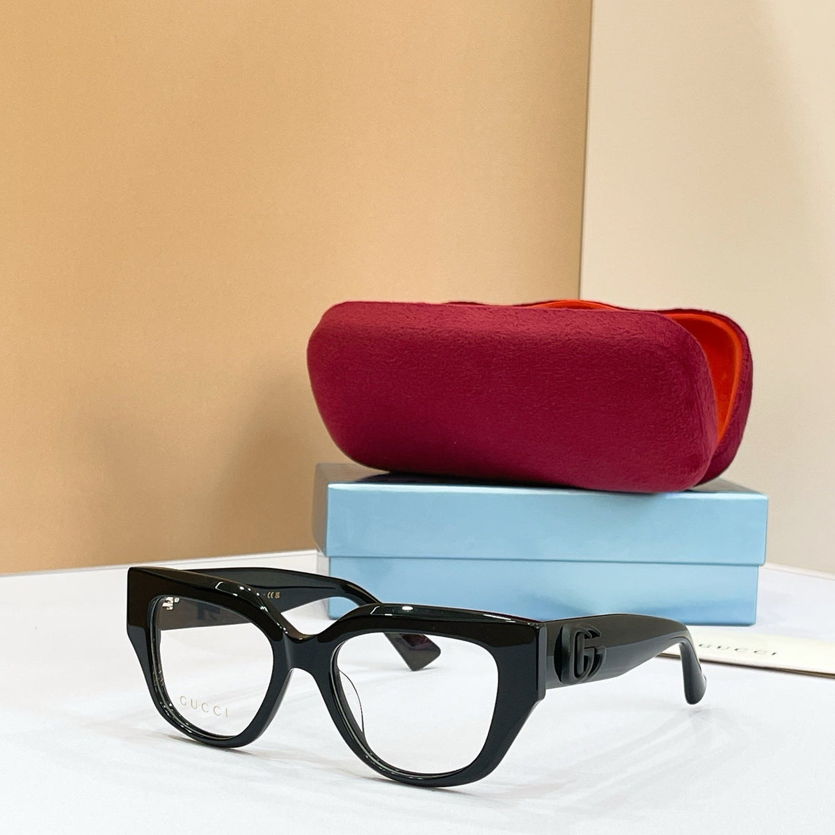 Gucci GG1847O Eyeglass Frames